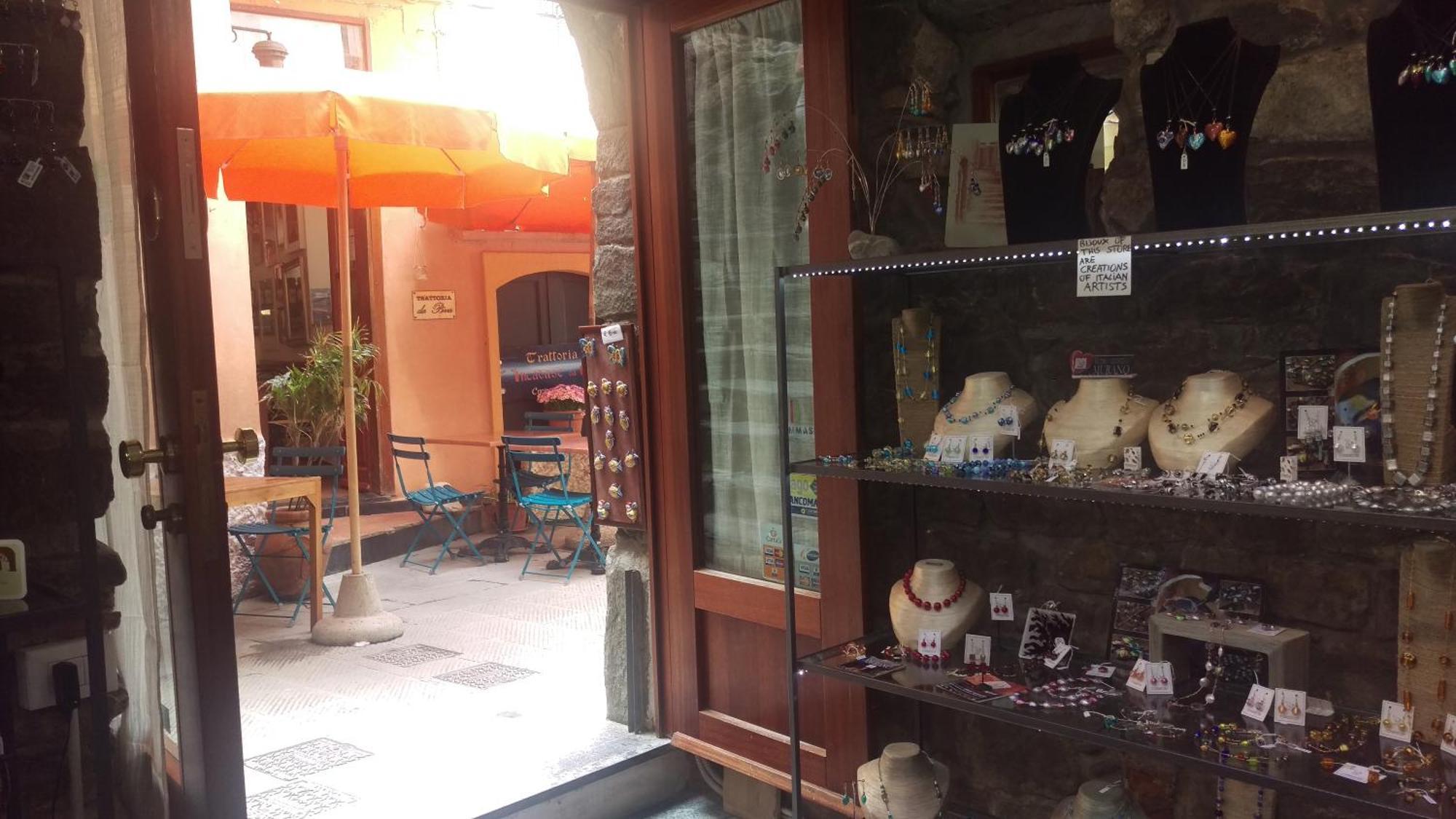 阿菲塔卡马雷洛蓝朵酒店 韦尔纳扎 外观 照片